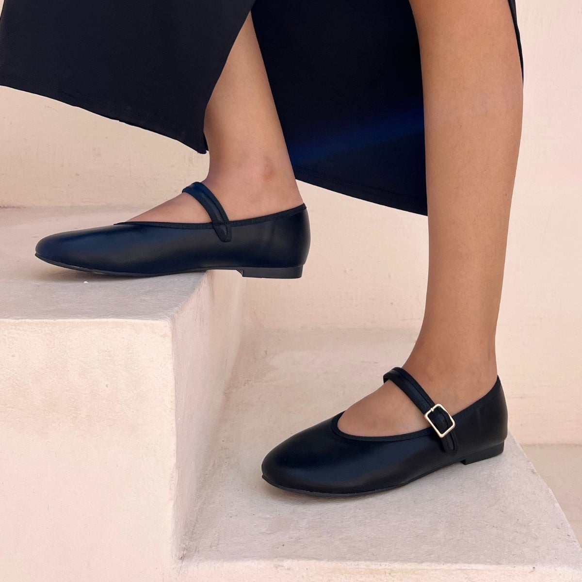 ballerines femmes, ballerines slingback, ballerines femmes maroc, ballerine en ligne, ballerine en daim, ballerine pour femme, ballerine en ligne, ballerines femme, ballerine maroc en ligne, ballerine zara, ballerine stradivarius
