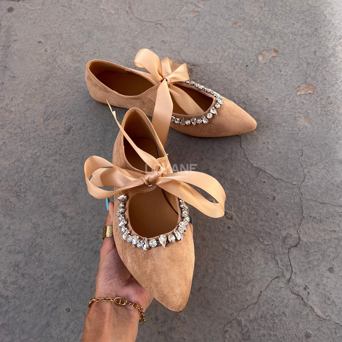 ballerines femmes, ballerines slingback, ballerines femmes maroc, ballerine en ligne, ballerine en daim, ballerine pour femme, ballerine en ligne, ballerines femme, ballerine maroc en ligne, ballerine zara, ballerine stradivarius
