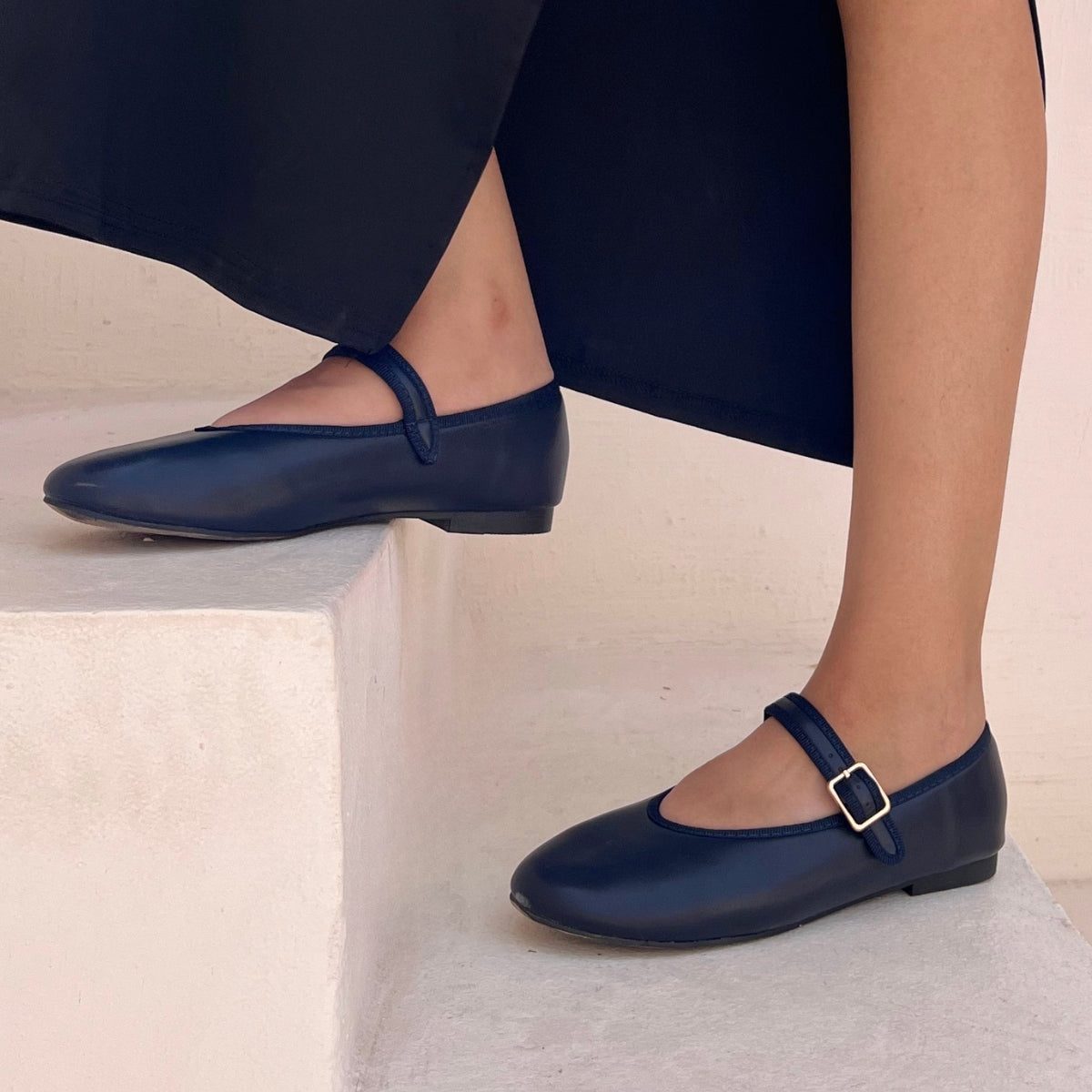 ballerines femmes, ballerines slingback, ballerines femmes maroc, ballerine en ligne, ballerine en daim, ballerine pour femme, ballerine en ligne, ballerines femme, ballerine maroc en ligne, ballerine zara, ballerine stradivarius
