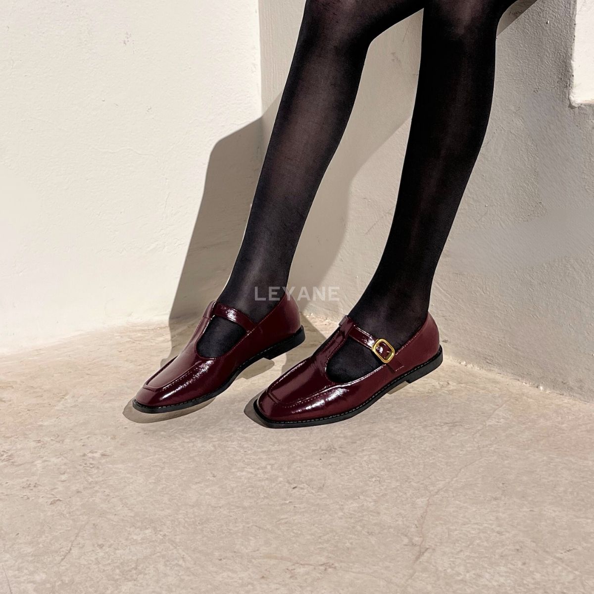 mocassin femme luxe, mocassins maroc, mocassins femme cuir , mocassin lora piana, mocassins casablanca, mocassin pour femme tendance,derbies femme, derbies femme maroc, derbies femme tamaris, derbies femme jonak,ballerine femme , ballerine femme confortable, ballerine tendance, ballerine chanel