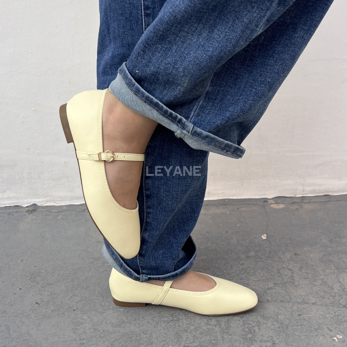 ballerines femmes, ballerines slingback, ballerines femmes maroc, ballerine en ligne, ballerine en daim, ballerine pour femme, ballerine en ligne, ballerines femme, ballerine maroc en ligne, ballerine zara, ballerine stradivarius
