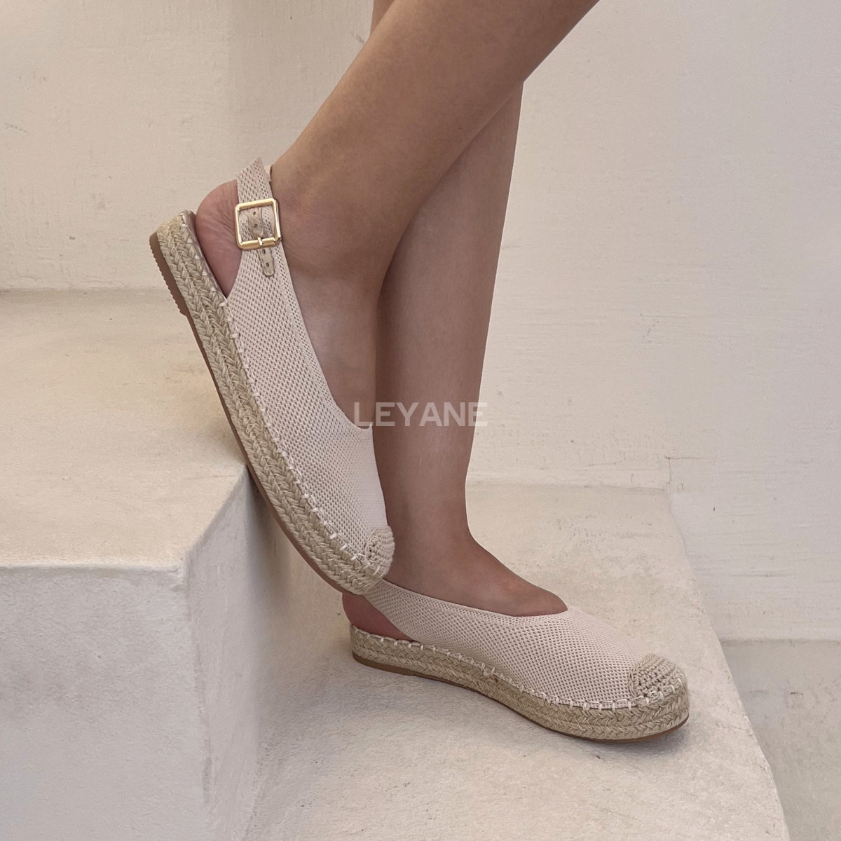 ballerines femmes, ballerines slingback, ballerines femmes maroc, ballerine en ligne, ballerine en daim, ballerine pour femme, ballerine en ligne, ballerines femme, ballerine maroc en ligne, ballerine zara, ballerine stradivarius
