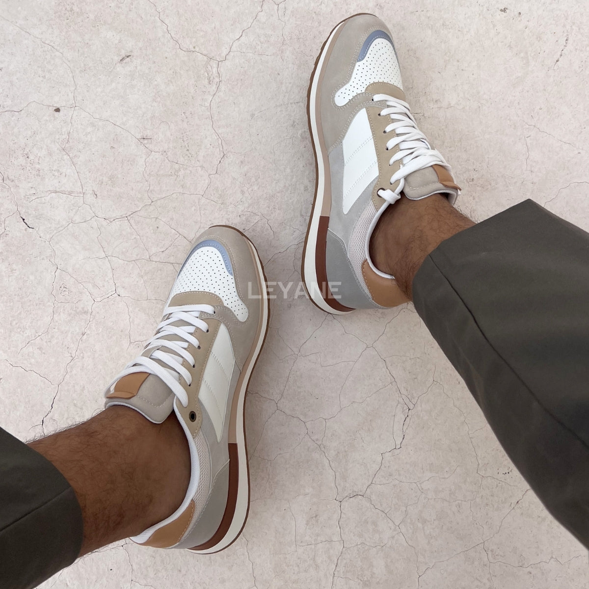 Baskets homme luxe, baskets homme Maroc, baskets homme tendance, baskets homme Casablanca, baskets homme cuir, sneakers homme élégantes, sneakers homme confortables, baskets casual homme, baskets sport chic homme, baskets blanches homme, baskets mode homme, sneakers Nike homme, sneakers Adidas homme, baskets New Balance homme, sneakers Balenciaga homme, baskets Alexander McQueen homme, baskets homme premium, sneakers homme streetwear, baskets homme modernes, baskets légères homme, chaussures sport homme ten