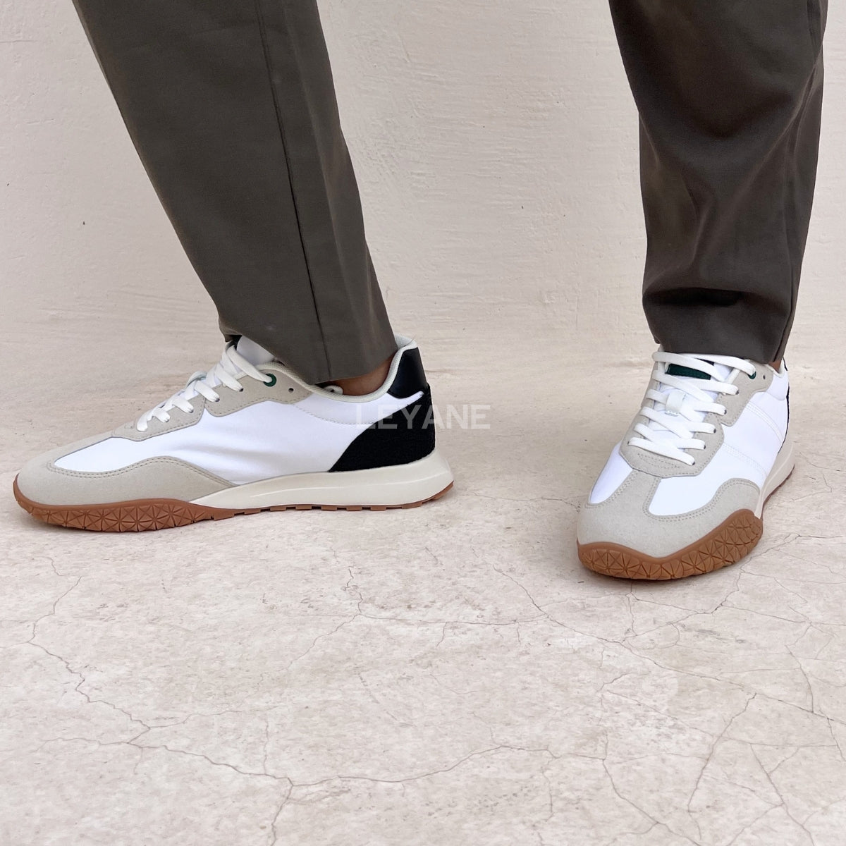 Baskets homme luxe, baskets homme Maroc, baskets homme tendance, baskets homme Casablanca, baskets homme cuir, sneakers homme élégantes, sneakers homme confortables, baskets casual homme, baskets sport chic homme, baskets blanches homme, baskets mode homme, sneakers Nike homme, sneakers Adidas homme, baskets New Balance homme, sneakers Balenciaga homme, baskets Alexander McQueen homme, baskets homme premium, sneakers homme streetwear, baskets homme modernes, baskets légères homme, chaussures sport homme ten
