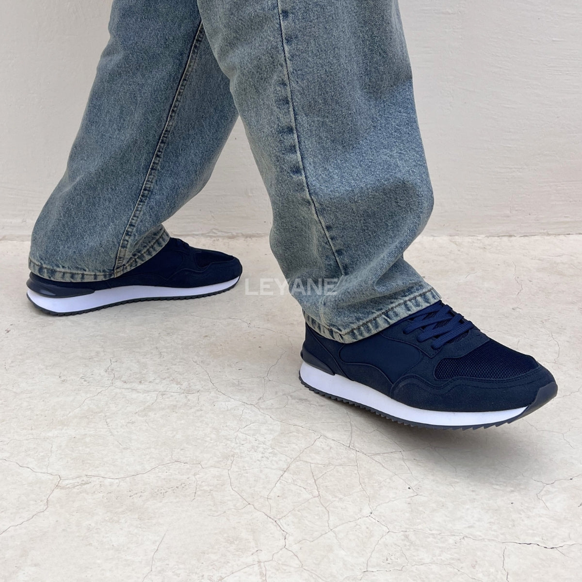 Baskets homme luxe, baskets homme Maroc, baskets homme tendance, baskets homme Casablanca, baskets homme cuir, sneakers homme élégantes, sneakers homme confortables, baskets casual homme, baskets sport chic homme, baskets blanches homme, baskets mode homme, sneakers Nike homme, sneakers Adidas homme, baskets New Balance homme, sneakers Balenciaga homme, baskets Alexander McQueen homme, baskets homme premium, sneakers homme streetwear, baskets homme modernes, baskets légères homme, chaussures sport homme ten
