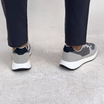 Baskets homme luxe, baskets homme Maroc, baskets homme tendance, baskets homme Casablanca, baskets homme cuir, sneakers homme élégantes, sneakers homme confortables, baskets casual homme, baskets sport chic homme, baskets blanches homme, baskets mode homme, sneakers Nike homme, sneakers Adidas homme, baskets New Balance homme, sneakers Balenciaga homme, baskets Alexander McQueen homme, baskets homme premium, sneakers homme streetwear, baskets homme modernes, baskets légères homme, chaussures sport homme ten