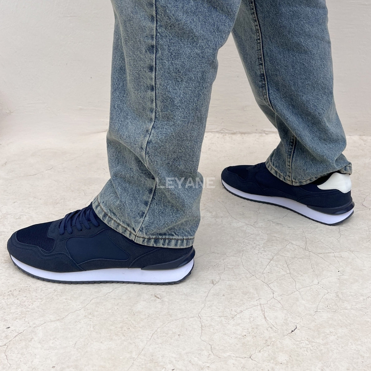 Baskets homme luxe, baskets homme Maroc, baskets homme tendance, baskets homme Casablanca, baskets homme cuir, sneakers homme élégantes, sneakers homme confortables, baskets casual homme, baskets sport chic homme, baskets blanches homme, baskets mode homme, sneakers Nike homme, sneakers Adidas homme, baskets New Balance homme, sneakers Balenciaga homme, baskets Alexander McQueen homme, baskets homme premium, sneakers homme streetwear, baskets homme modernes, baskets légères homme, chaussures sport homme ten