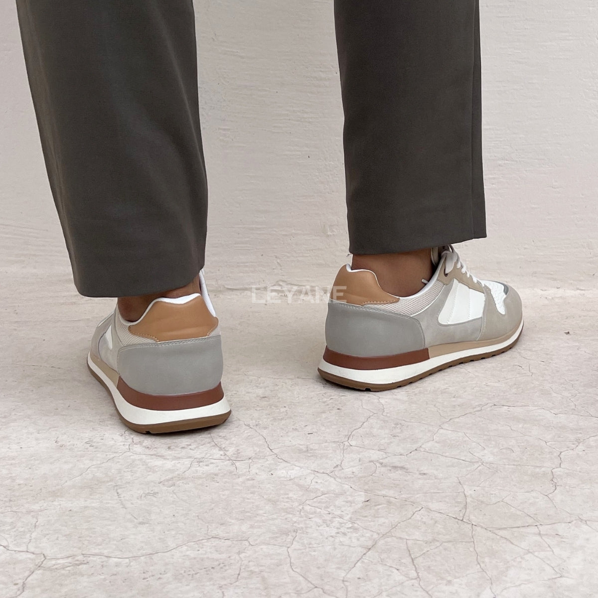 Baskets homme luxe, baskets homme Maroc, baskets homme tendance, baskets homme Casablanca, baskets homme cuir, sneakers homme élégantes, sneakers homme confortables, baskets casual homme, baskets sport chic homme, baskets blanches homme, baskets mode homme, sneakers Nike homme, sneakers Adidas homme, baskets New Balance homme, sneakers Balenciaga homme, baskets Alexander McQueen homme, baskets homme premium, sneakers homme streetwear, baskets homme modernes, baskets légères homme, chaussures sport homme ten