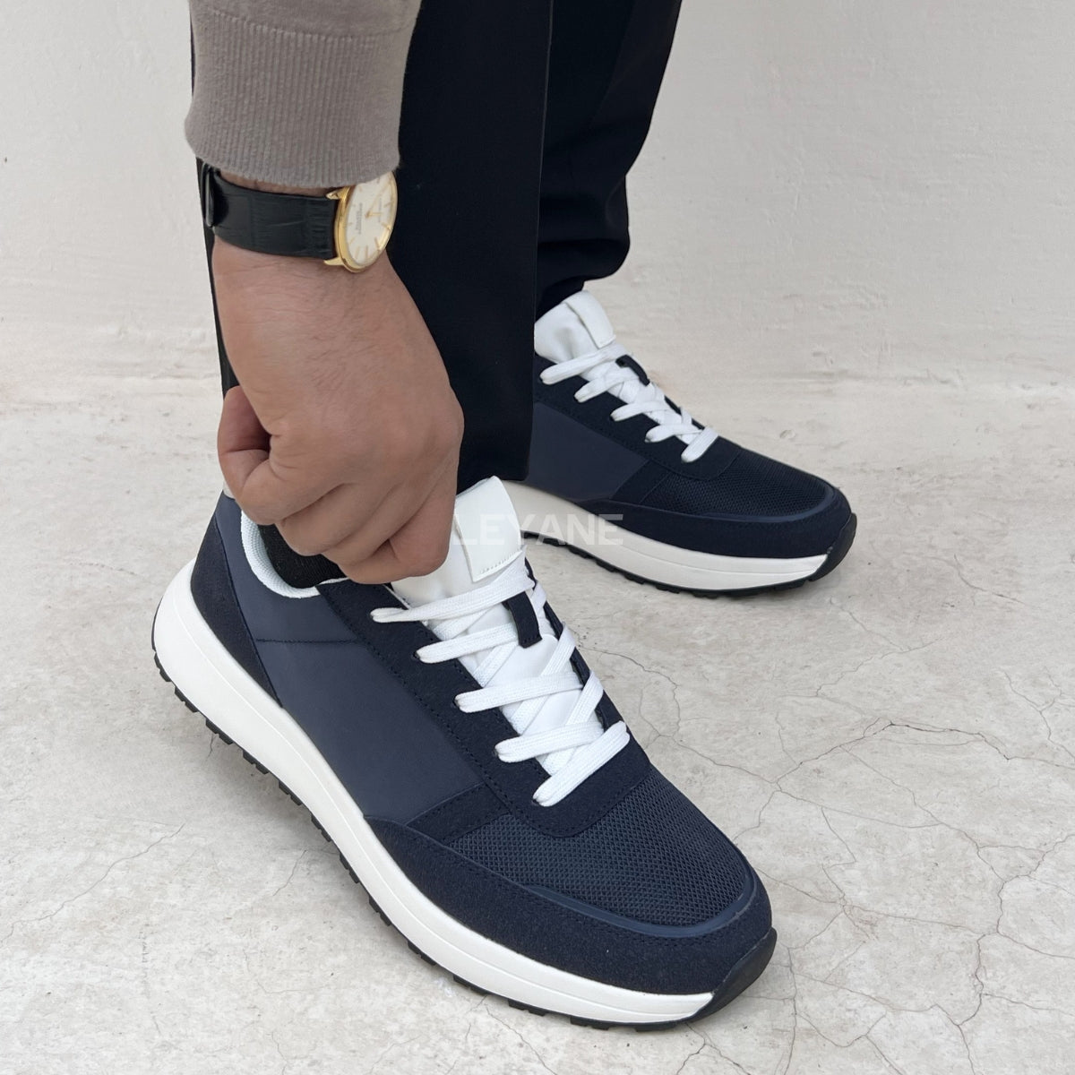 Baskets homme luxe, baskets homme Maroc, baskets homme tendance, baskets homme Casablanca, baskets homme cuir, sneakers homme élégantes, sneakers homme confortables, baskets casual homme, baskets sport chic homme, baskets blanches homme, baskets mode homme, sneakers Nike homme, sneakers Adidas homme, baskets New Balance homme, sneakers Balenciaga homme, baskets Alexander McQueen homme, baskets homme premium, sneakers homme streetwear, baskets homme modernes, baskets légères homme, chaussures sport homme ten