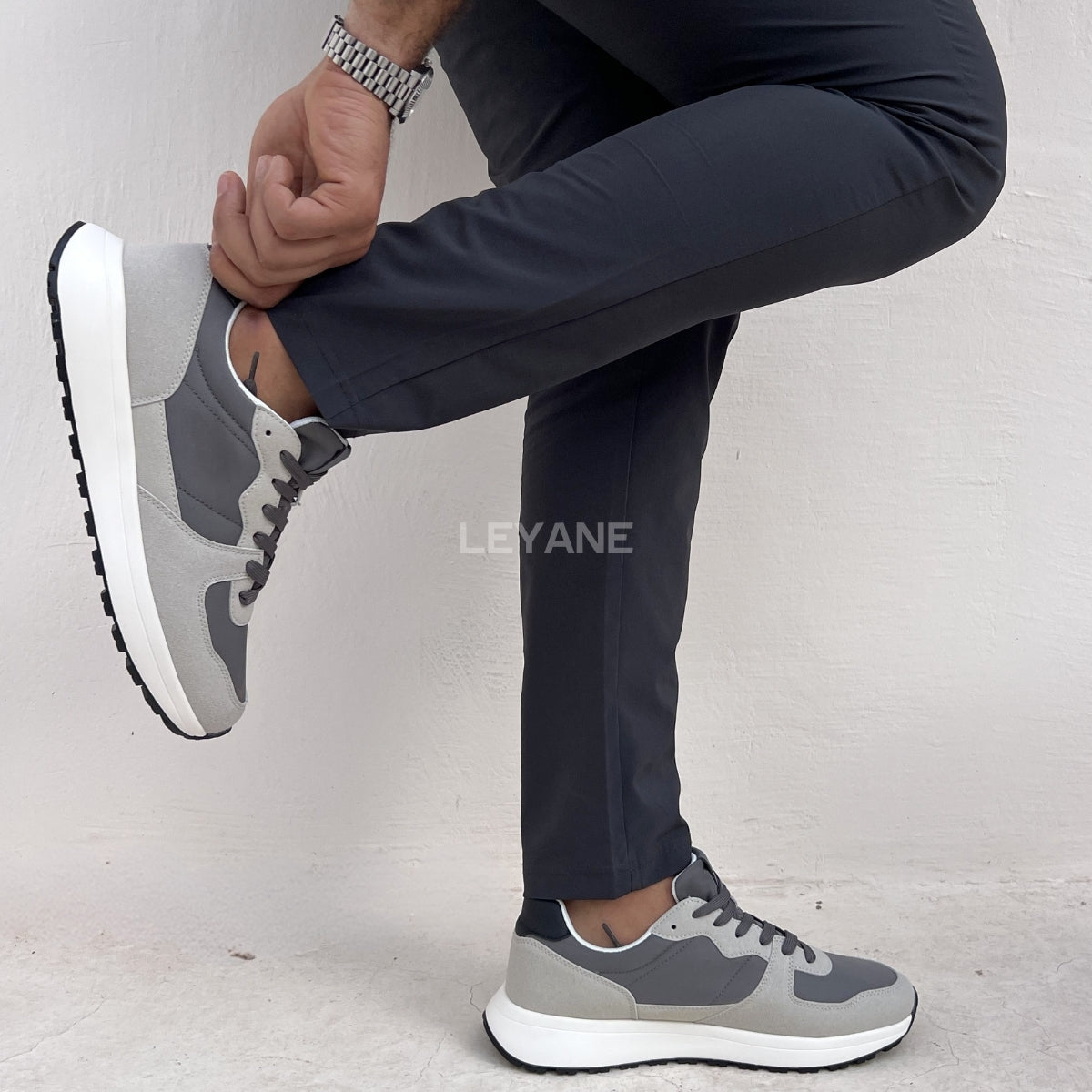 Baskets homme luxe, baskets homme Maroc, baskets homme tendance, baskets homme Casablanca, baskets homme cuir, sneakers homme élégantes, sneakers homme confortables, baskets casual homme, baskets sport chic homme, baskets blanches homme, baskets mode homme, sneakers Nike homme, sneakers Adidas homme, baskets New Balance homme, sneakers Balenciaga homme, baskets Alexander McQueen homme, baskets homme premium, sneakers homme streetwear, baskets homme modernes, baskets légères homme, chaussures sport homme ten