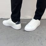 Baskets homme luxe, baskets homme Maroc, baskets homme tendance, baskets homme Casablanca, baskets homme cuir, sneakers homme élégantes, sneakers homme confortables, baskets casual homme, baskets sport chic homme, baskets blanches homme, baskets mode homme, sneakers Nike homme, sneakers Adidas homme, baskets New Balance homme, sneakers Balenciaga homme, baskets Alexander McQueen homme, baskets homme premium, sneakers homme streetwear, baskets homme modernes, baskets légères homme, chaussures sport homme ten