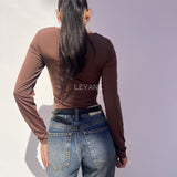 top femme, top soirée, top à sequins, top dos nu, top événement, top habillé, top chic, top élégant, top tendance, top en ligne, top noir, top marron, top brillant, top glamour, top court, top long, top ajusté, top moderne, top fashion, top party, top femme maroc, top maroc, top leyane, top leyane maroc, top marrakech, top casablanca, top rabat, top fes, top tanger, top agadir, outfit femme, outfit soirée, outfit chic, outfit for a date, ootd