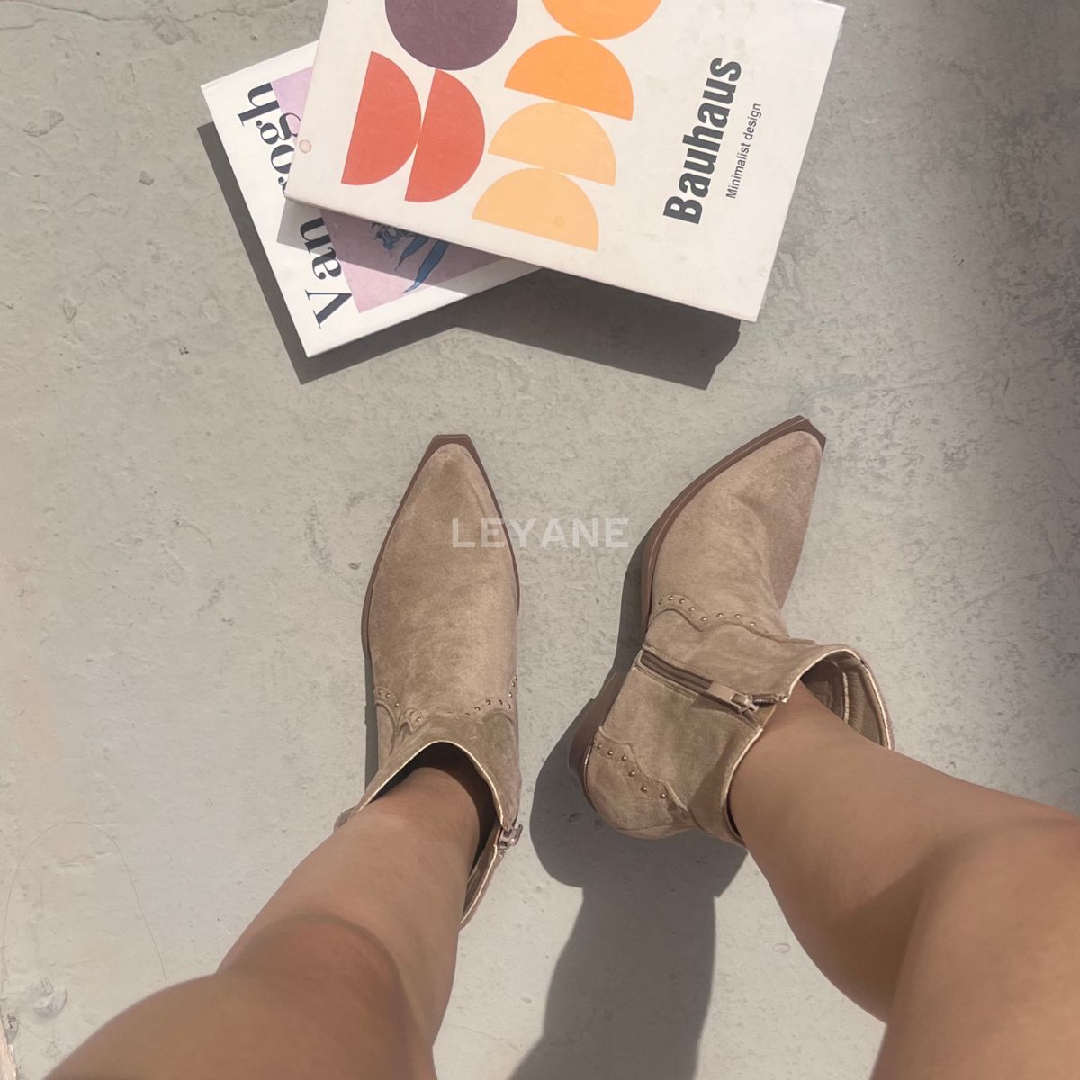 Bottines Cowboy en Daim Taupe