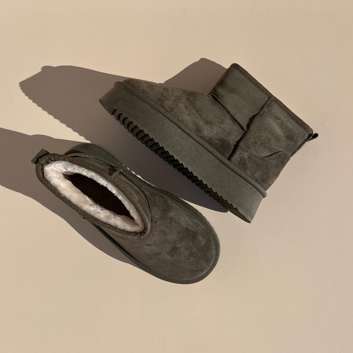 botte femme, botte maroc,botte femme cuir, botte haute , botte hiver, botte zara,bottine femme, bottine a frange, bottine fille, bottine chelsea, bottine noir,