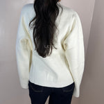 cardigan femme, cardigan élégant, cardigan chic, cardigan soirée, cardigan habillé, cardigan tendance, cardigan mode, cardigan en ligne, cardigan manches longues, cardigan manches courtes, cardigan maille, cardigan en laine, cardigan doux, cardigan oversize, cardigan ajusté, cardigan coupe droite, cardigan col V, cardigan boutonné, cardigan à boutons, cardigan basique, cardigan minimaliste, cardigan moderne, cardigan bureau, cardigan casual chic, cardigan de soirée, cardigan pour événement, cardigan pour tr