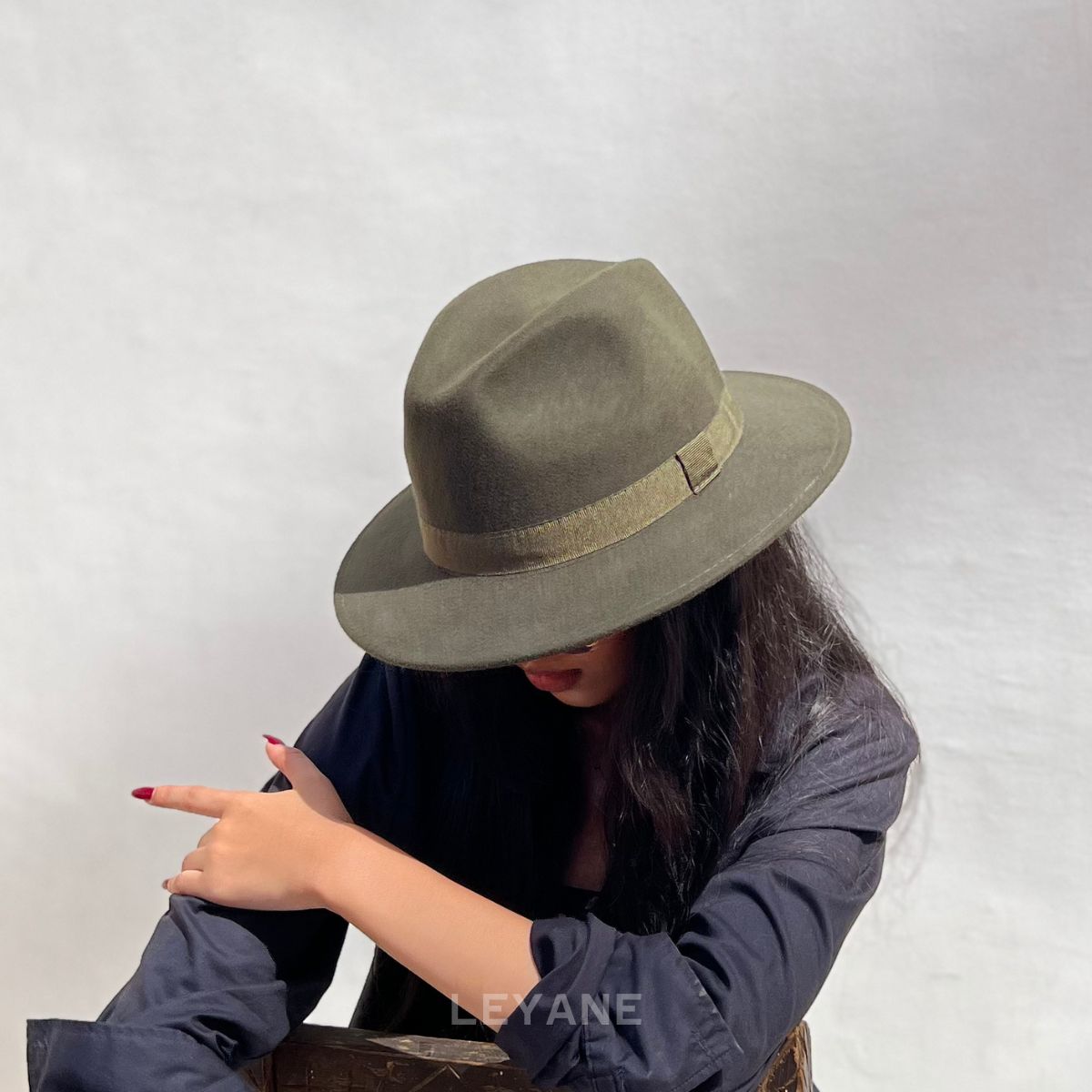 CHAPEAU EN LAINE UNISEX EN  KAKI - CHAPEAU MAISON MURIELLE MAROC