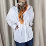 chemise femme, chemise élégante, chemise chic, chemise soirée, chemise habillée, chemise tendance, chemise mode, chemise en ligne, chemise manches longues, chemise manches courtes, chemise fluide, chemise oversize, chemise ajustée, chemise col classique, chemise col V, chemise satinée, chemise blanche, chemise noire, chemise beige, chemise marron, chemise zara style, chemise moderne, chemise minimaliste, chemise bureau, chemise casual chic, chemise de soirée, chemise pour événement, chemise pour travail, ch