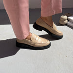 mocassin femme luxe, mocassins Maroc, mocassins femme cuir , mocassin Lora Piana, mocassins Casablanca, mocassin pour femme tendance, derbies femme, derbies femme Maroc, derbies femme tamaris, derbies femme jonak, ballerine femme , ballerine femme confortable, ballerine tendance, ballerine chanel
