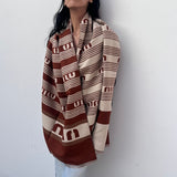 foulard femme, foulard élégant, foulard chic, foulard classique, foulard moderne, foulard tendance, foulard intemporel, foulard luxe, foulard premium, foulard soie, foulard satin, foulard mousseline, foulard léger, foulard doux, foulard fluide, foulard imprimé, foulard uni, foulard à motifs, foulard minimaliste, foulard clean look, foulard fashion, foulard stylé, foulard habillé, foulard quotidien, foulard casual, foulard workwear, foulard bureau, foulard soirée, foulard polyvalent, foulard carré, foulard l