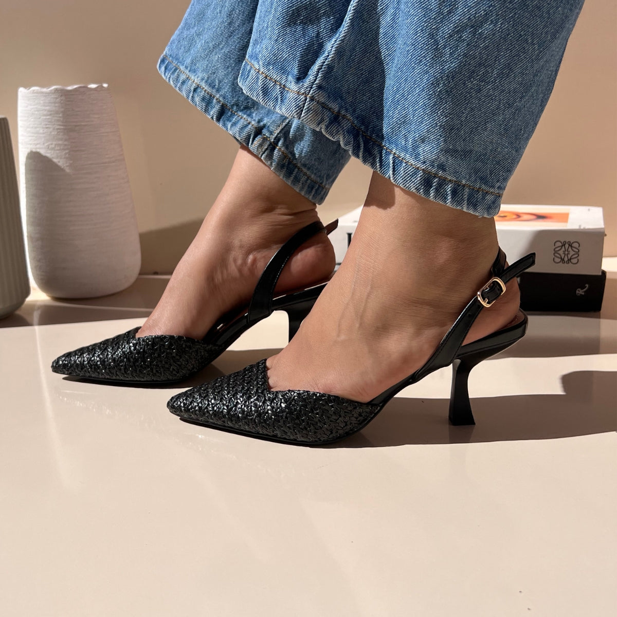 escarpin femme maroc,escarpin maroc online, escarpin femme luxe, escarpins femme demi talon,chaussures femmes, aldo; chaussures maroc, sandale talon, chaussures zara, keyza, eram, basket femme, couleur ,tendance,talon ,confortable,tendance,mi-talons,chanel,style,talon femme luxe, talon femme,talon femme maroc, slingback, slingback maroc, slingback chanel,slingback shoes, escarpins slingback, slingback jonak, slingback femme,babies femme
