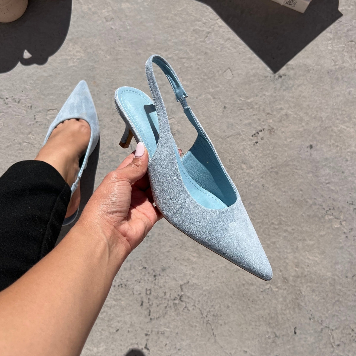 escarpin femme maroc,escarpin maroc online, escarpin femme luxe, escarpins femme demi talon,chaussures femmes, aldo; chaussures maroc, sandale talon, chaussures zara, keyza, eram, basket femme, couleur ,tendance,talon ,confortable,tendance,mi-talons,chanel,style,talon femme luxe, talon femme,talon femme maroc, slingback, slingback maroc, slingback chanel,slingback shoes, escarpins slingback, slingback jonak, slingback femme,babies femme
