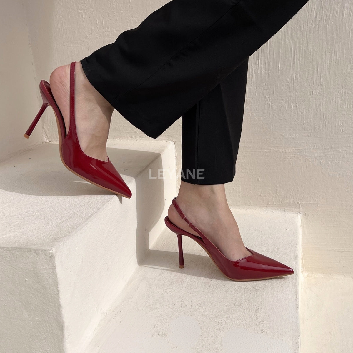 escarpin femme maroc,escarpin maroc online, escarpin femme luxe, escarpins femme demi talon,chaussures femmes, aldo; chaussures maroc, chaussures zara, keyza, eram,tendance,talon ,confortable,tendance,mi-talons,chanel,style,talon femme luxe, talon femme,talon femme maroc, slingback, slingback maroc, slingback chanel,slingback shoes, escarpins slingback, slingback jonak, slingback femme,babies femme
