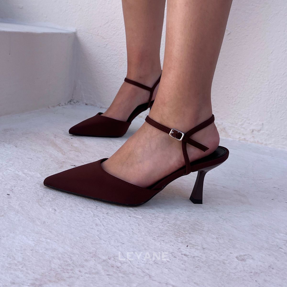 escarpin femme maroc,escarpin maroc online, escarpin femme luxe, escarpins femme demi talon,chaussures femmes, aldo; chaussures maroc, sandale talon, chaussures zara, keyza, eram, basket femme, couleur ,tendance,talon ,confortable,tendance,mi-talons,chanel,style,talon femme luxe, talon femme,talon femme maroc, slingback, slingback maroc, slingback chanel,slingback shoes, escarpins slingback, slingback jonak, slingback femme,babies femme