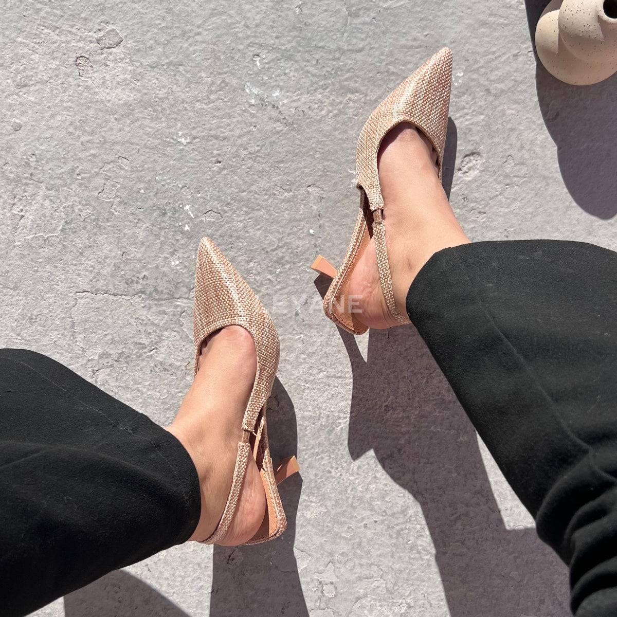 escarpin femme maroc,escarpin maroc online, escarpin femme luxe, escarpins femme demi talon,chaussures femmes, aldo; chaussures maroc, sandale talon, chaussures zara, keyza, eram, basket femme, couleur ,tendance,talon ,confortable,tendance,mi-talons,chanel,style,talon femme luxe, talon femme,talon femme maroc, slingback, slingback maroc, slingback chanel,slingback shoes, escarpins slingback, slingback jonak, slingback femme,babies femme
