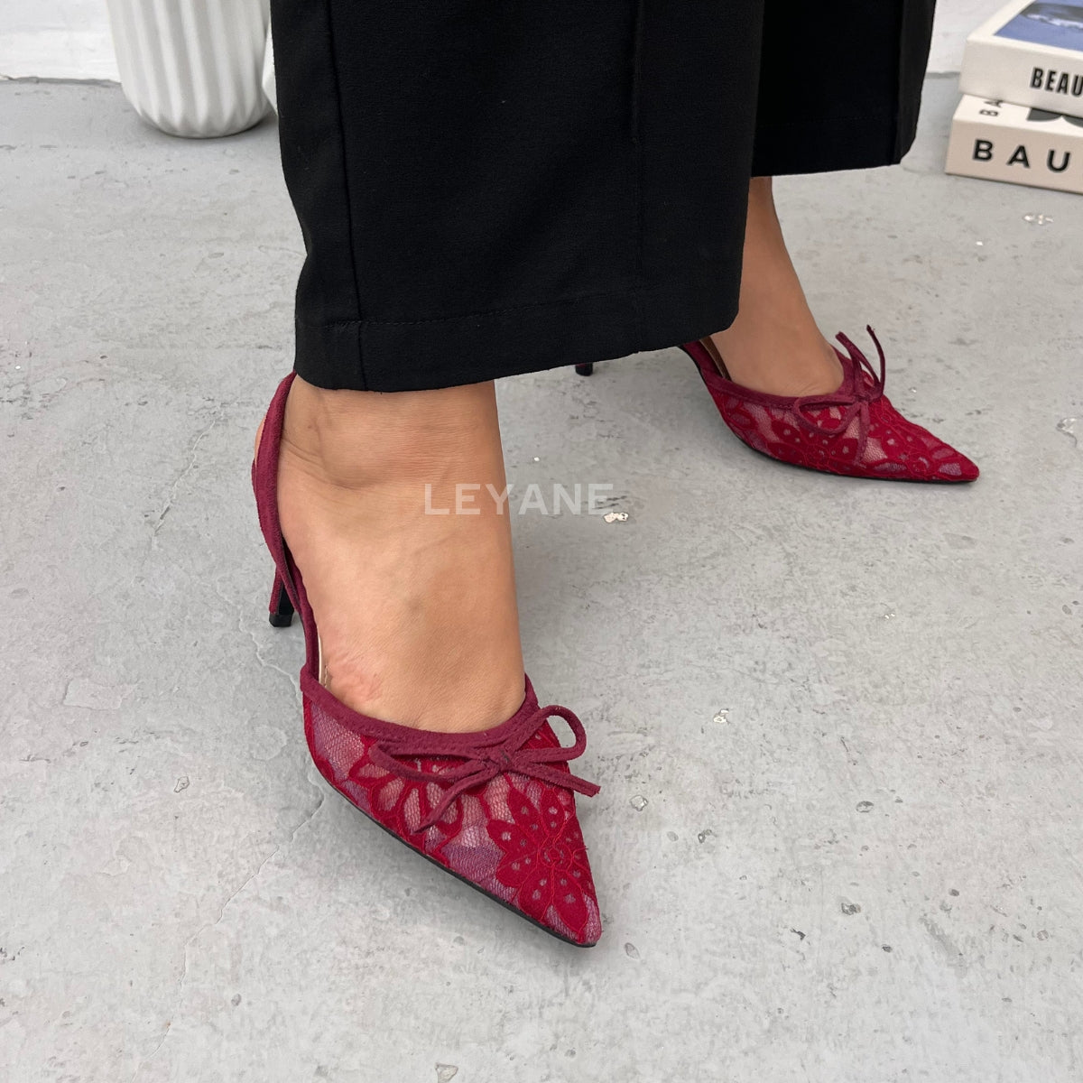 escarpin femme maroc,escarpin maroc online, escarpin femme luxe, escarpins femme demi talon,chaussures femmes, aldo; chaussures maroc, sandale talon, chaussures zara, keyza, eram, basket femme, couleur ,tendance,talon ,confortable,tendance,mi-talons,chanel,style,talon femme luxe, talon femme,talon femme maroc, slingback, slingback maroc, slingback chanel,slingback shoes, escarpins slingback, slingback jonak, slingback femme,babies femme
