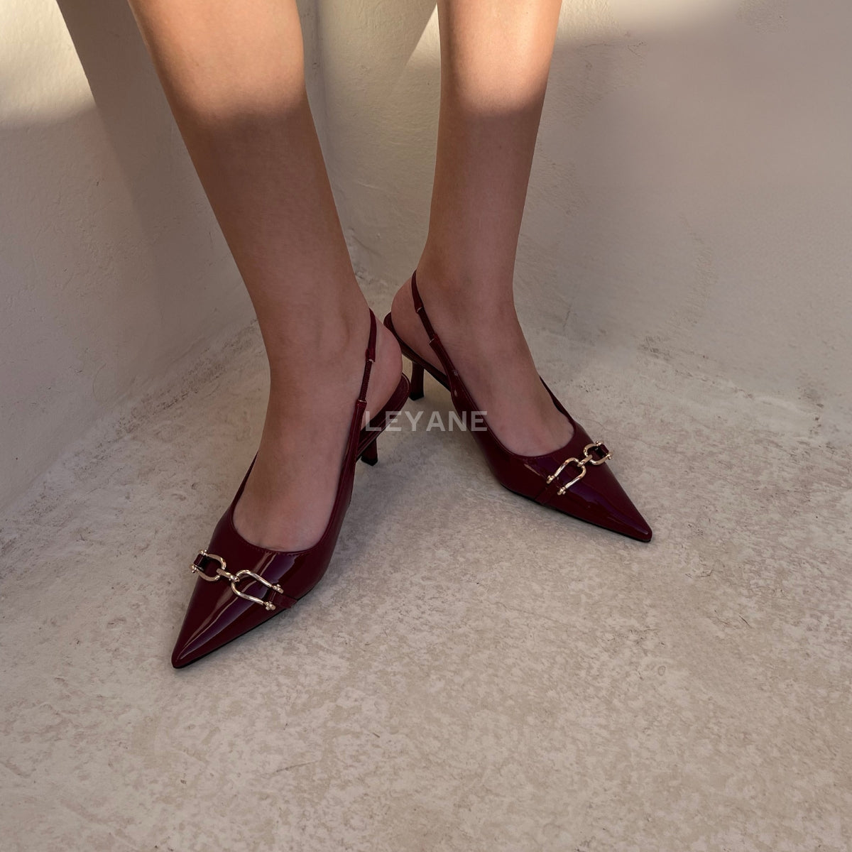escarpin femme maroc,escarpin maroc online, escarpin femme luxe, escarpins femme demi talon,chaussures femmes, aldo; chaussures maroc, chaussures zara, keyza, eram,tendance,talon ,confortable,tendance,mi-talons,chanel,style,talon femme luxe, talon femme,talon femme maroc, slingback, slingback maroc, slingback chanel,slingback shoes, escarpins slingback, slingback jonak, slingback femme,babies femme

