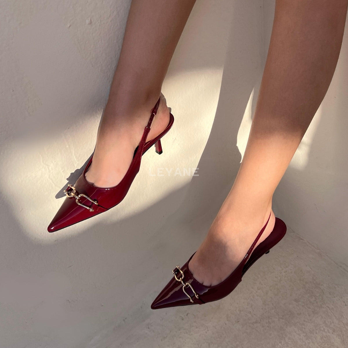 escarpin femme maroc,escarpin maroc online, escarpin femme luxe, escarpins femme demi talon,chaussures femmes, aldo; chaussures maroc, chaussures zara, keyza, eram,tendance,talon ,confortable,tendance,mi-talons,chanel,style,talon femme luxe, talon femme,talon femme maroc, slingback, slingback maroc, slingback chanel,slingback shoes, escarpins slingback, slingback jonak, slingback femme,babies femme

