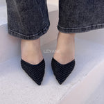 sandales à talons, sandales talon femme, sandales à talon carré, sandales à talon large, sandales à talon épais, sandales à talon haut, sandales à talon moyen, sandales confortables, sandales élégantes femme, sandales chic, sandales tendance, sandales été femme, sandales habillées, sandales minimalistes, sandales modernes, sandales ouvertes, sandales à brides, sandales bride cheville, sandales plateforme, sandales chunky talon, sandales fashion, sandales casual chic, sandales soirée, sandales style marocain