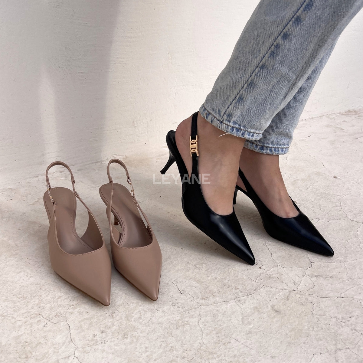 escarpins femme, escarpins à talons, escarpins talon haut, escarpins talon moyen, escarpins talon confortable, escarpins talon fin, escarpins talon carré, escarpins élégants, escarpins chic, escarpins classiques, escarpins modernes, escarpins tendance, escarpins intemporels, escarpins soirée, escarpins habillés, escarpins bureau, escarpins workwear, escarpins minimalistes, escarpins bout pointu, escarpins bout fermé, escarpins bride arrière, slingback femme, escarpins vernis, escarpins en daim, escarpins en