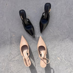 escarpins femme, escarpins à talons, escarpins talon haut, escarpins talon moyen, escarpins talon confortable, escarpins talon fin, escarpins talon carré, escarpins élégants, escarpins chic, escarpins classiques, escarpins modernes, escarpins tendance, escarpins intemporels, escarpins soirée, escarpins habillés, escarpins bureau, escarpins workwear, escarpins minimalistes, escarpins bout pointu, escarpins bout fermé, escarpins bride arrière, slingback femme, escarpins vernis, escarpins en daim, escarpins en