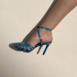 escarpins femme, escarpins à talons, escarpins talon haut, escarpins talon moyen, escarpins talon confortable, escarpins talon fin, escarpins talon carré, escarpins élégants, escarpins chic, escarpins classiques, escarpins modernes, escarpins tendance, escarpins intemporels, escarpins soirée, escarpins habillés, escarpins bureau, escarpins workwear, escarpins minimalistes, escarpins bout pointu, escarpins bout fermé, escarpins bride arrière, slingback femme, escarpins vernis, escarpins en daim, escarpins en