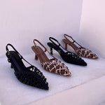 sandales à talons, sandales talon femme, sandales à talon carré, sandales à talon large, sandales à talon épais, sandales à talon haut, sandales à talon moyen, sandales confortables, sandales élégantes femme, sandales chic, sandales tendance, sandales été femme, sandales habillées, sandales minimalistes, sandales modernes, sandales ouvertes, sandales à brides, sandales bride cheville, sandales plateforme, sandales chunky talon, sandales fashion, sandales casual chic, sandales soirée, sandales style marocain