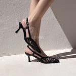 sandales à talons, sandales talon femme, sandales à talon carré, sandales à talon large, sandales à talon épais, sandales à talon haut, sandales à talon moyen, sandales confortables, sandales élégantes femme, sandales chic, sandales tendance, sandales été femme, sandales habillées, sandales minimalistes, sandales modernes, sandales ouvertes, sandales à brides, sandales bride cheville, sandales plateforme, sandales chunky talon, sandales fashion, sandales casual chic, sandales soirée, sandales style marocain