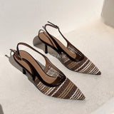 escarpins femme, escarpins à talons, escarpins talon haut, escarpins talon moyen, escarpins talon confortable, escarpins talon fin, escarpins talon carré, escarpins élégants, escarpins chic, escarpins classiques, escarpins modernes, escarpins tendance, escarpins intemporels, escarpins soirée, escarpins habillés, escarpins bureau, escarpins workwear, escarpins minimalistes, escarpins bout pointu, escarpins bout fermé, escarpins bride arrière, slingback femme, escarpins vernis, escarpins en daim, escarpins en