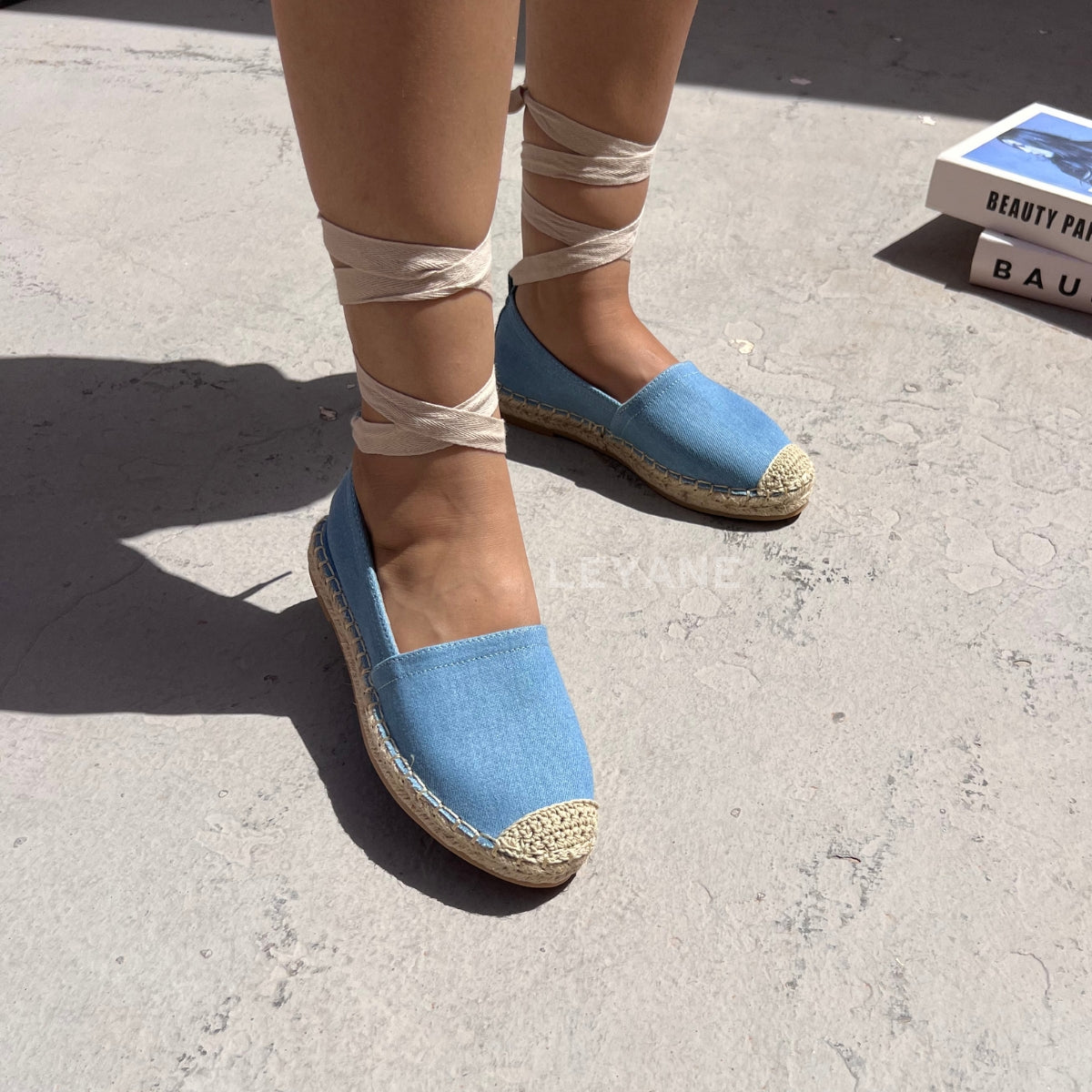 mocassin femme luxe, mocassins maroc, mocassins femme cuir , mocassin lora piana, mocassins casablanca, mocassin pour femme tendance,derbies femme, derbies femme maroc, derbies femme tamaris, derbies femme jonak,ballerine femme , ballerine femme confortable, ballerine tendance, ballerine chanel,
