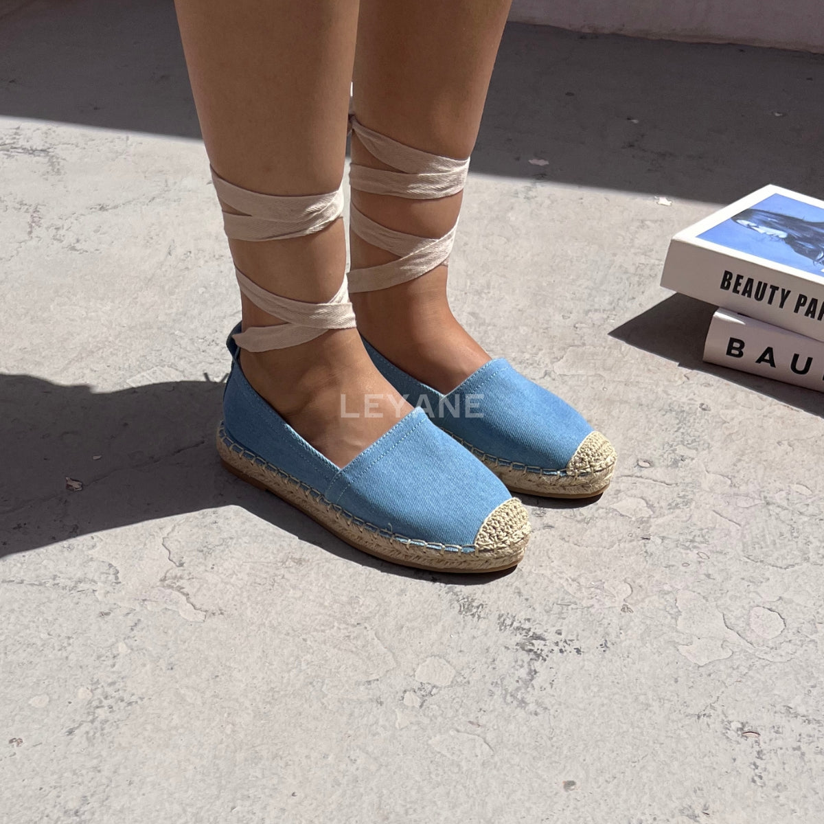 mocassin femme luxe, mocassins maroc, mocassins femme cuir , mocassin lora piana, mocassins casablanca, mocassin pour femme tendance,derbies femme, derbies femme maroc, derbies femme tamaris, derbies femme jonak,ballerine femme , ballerine femme confortable, ballerine tendance, ballerine chanel,
