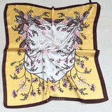 foulard femme, foulard élégant, foulard chic, foulard classique, foulard moderne, foulard tendance, foulard intemporel, foulard luxe, foulard premium, foulard soie, foulard satin, foulard mousseline, foulard léger, foulard doux, foulard fluide, foulard imprimé, foulard uni, foulard à motifs, foulard minimaliste, foulard clean look, foulard fashion, foulard stylé, foulard habillé, foulard quotidien, foulard casual, foulard workwear, foulard bureau, foulard soirée, foulard polyvalent, foulard carré, foulard l