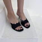 sandales à talons, sandales talon femme, sandales à talon carré, sandales à talon large, sandales à talon épais, sandales à talon haut, sandales à talon moyen, sandales confortables, sandales élégantes femme, sandales chic, sandales tendance, sandales été femme, sandales habillées, sandales minimalistes, sandales modernes, sandales ouvertes, sandales à brides, sandales bride cheville, sandales plateforme, sandales chunky talon, sandales fashion, sandales casual chic, sandales soirée, sandales style marocain