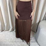 jupe femme, jupe soirée, jupe à sequins, jupe événement, jupe habillée, jupe chic, jupe élégante, jupe tendance, jupe en ligne, jupe noire, jupe marron, jupe satinée, jupe brillante, jupe glamour, jupe courte, jupe midi, jupe longue, jupe taille haute, jupe fendue, jupe moderne, jupe fashion, jupe party, jupe femme maroc, jupe maroc, jupe leyane, jupe 
leyane maroc, jupe marrakech, jupe casablanca, jupe rabat, jupe fes, jupe tanger, jupe agadir, outfit femme, outfit soirée, outfit chic, outfit for a date,
