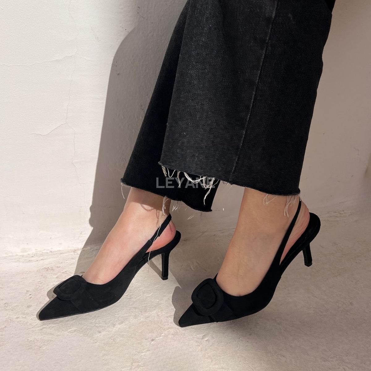 sandale talon, sandale talon maroc, sandale talon chunky, chaussures talon maroc, sandale talon femme, sandale talon style zara, sandale talon été, sandales talon confortables, mules à talon en daim, mules à talon en crochet, mules talon maroc, mules talon femme, mules talon tendance, sandale et mule à talon, sabots à talon femme
