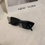 lunettes femme, lunettes chic, lunettes été, lunettes femme chic, lunettes été chic, lunettes femme zara, lunettes femme luxe, lunettes femme été chic, lunettes femme élégantes, lunettes femme tendance, lunettes de soleil femme, lunettes soleil chic, lunettes soleil luxe femme, lunettes femme originales, lunettes femme mode, lunettes femme en ligne, lunettes de luxe femme, lunettes style parisien, lunettes fashion femme, lunettes femme modernes, lunettes femme minimalistes, lunettes femme élégantes été
