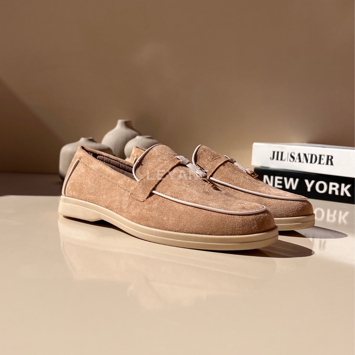 mocassin femme luxe, mocassins maroc, mocassins femme cuir , mocassin lora piana, mocassins casablanca, mocassin pour femme tendance,derbies femme, derbies femme maroc, derbies femme tamaris, derbies femme jonak,ballerine femme , ballerine femme confortable, ballerine tendance, ballerine chanel,
