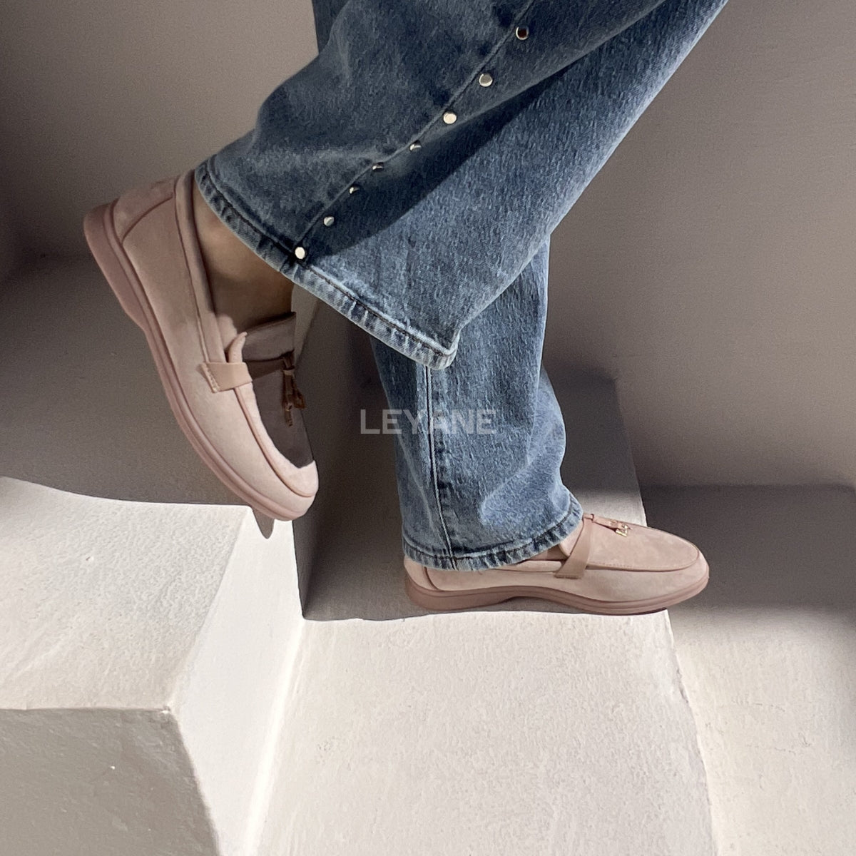 mocassin femme luxe, mocassins maroc, mocassins femme cuir , mocassin lora piana, mocassins casablanca, mocassin pour femme tendance,derbies femme, derbies femme maroc, derbies femme tamaris, derbies femme jonak,ballerine femme , ballerine femme confortable, ballerine tendance, ballerine chanel
