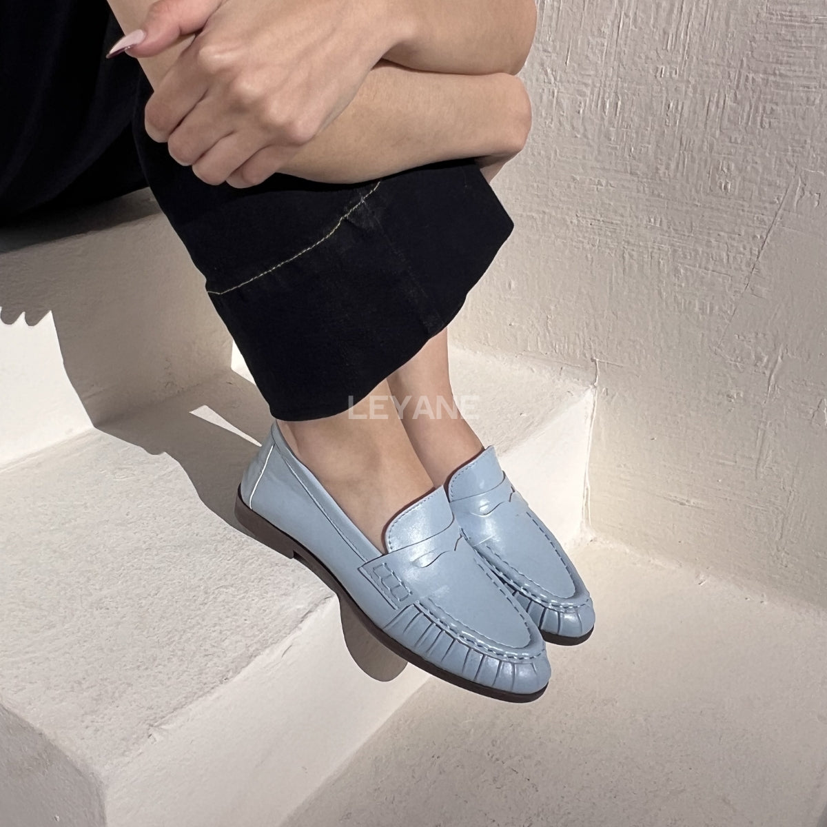 mocassin femme luxe, mocassins maroc, mocassins femme cuir , mocassin lora piana, mocassins casablanca, mocassin pour femme tendance,derbies femme, derbies femme maroc, derbies femme tamaris, derbies femme jonak,ballerine femme , ballerine femme confortable, ballerine tendance, ballerine chanel
