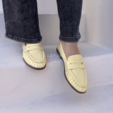 mocassin femme luxe, mocassins maroc, mocassins femme cuir , mocassin lora piana, mocassins casablanca, mocassin pour femme tendance,derbies femme, derbies femme maroc, derbies femme tamaris, derbies femme jonak,ballerine femme , ballerine femme confortable, ballerine tendance, ballerine chanel
