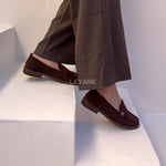 mocassin femme luxe, mocassins maroc, mocassins femme cuir , mocassin lora piana, mocassins casablanca, mocassin pour femme tendance,derbies femme, derbies femme maroc, derbies femme tamaris, derbies femme jonak,ballerine femme , ballerine femme confortable, ballerine tendance, ballerine chanel
